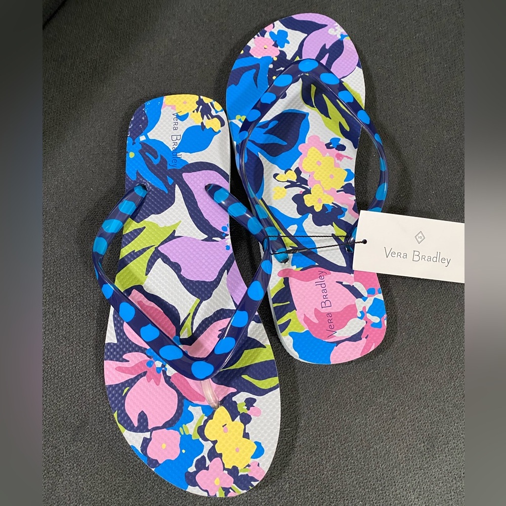 ⭐️NEW Vera Bradley Flip Flop Sandals in Marian Floral